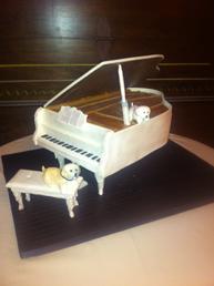 Piano Cake