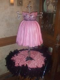 sweet sixteen dress form cake