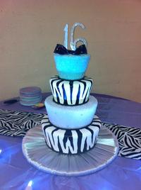 sweet sixteen cake