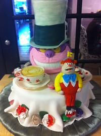 alice in wonderland sweet sixteen cake